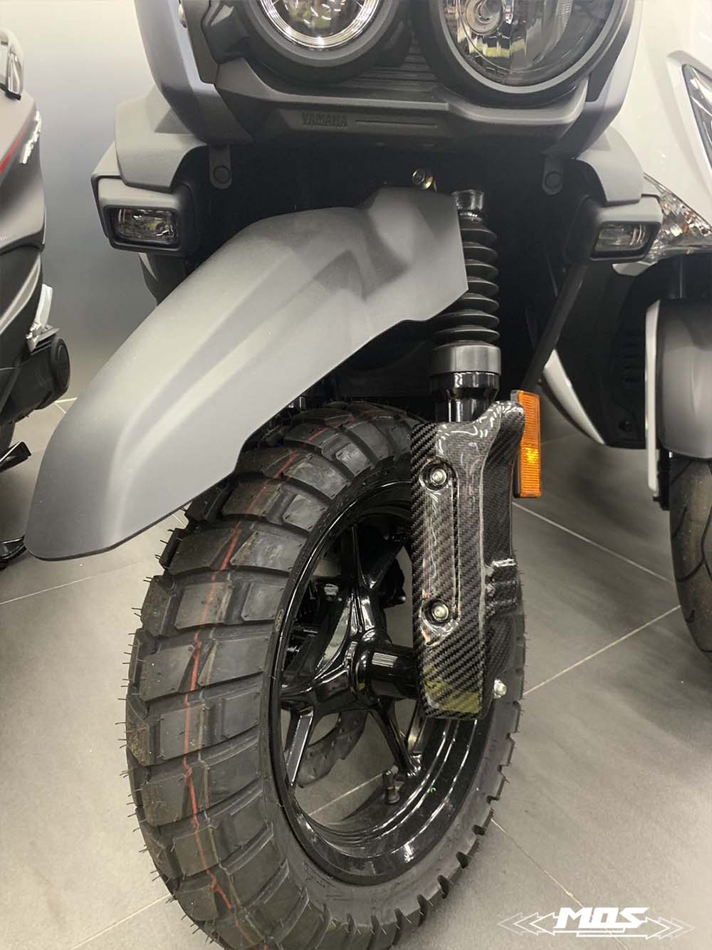 MOS】─ YAMAHA -BWS-125 水冷前避震護蓋(CF) | MOTOFUNSHOP