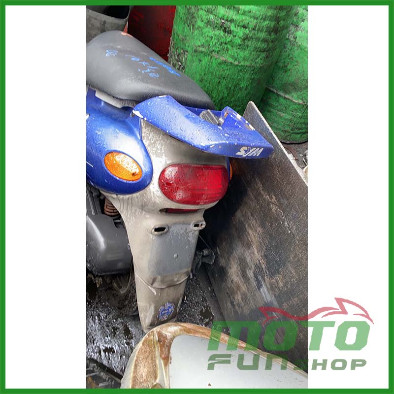 SYM_飛舞PARTY-100尾燈