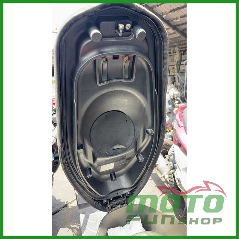 KYMCO-雷霆s125/150-中古椅墊